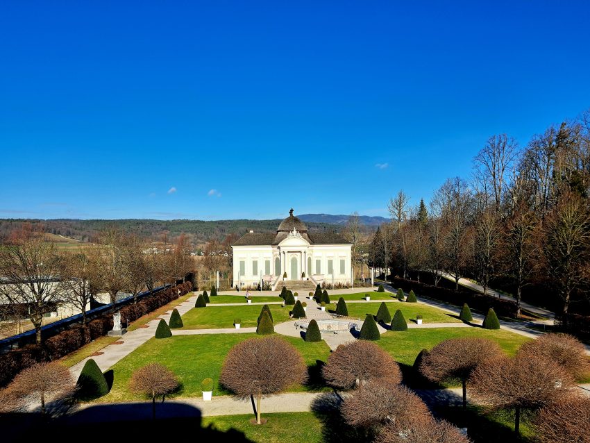 Barockgarten mit Pavillon