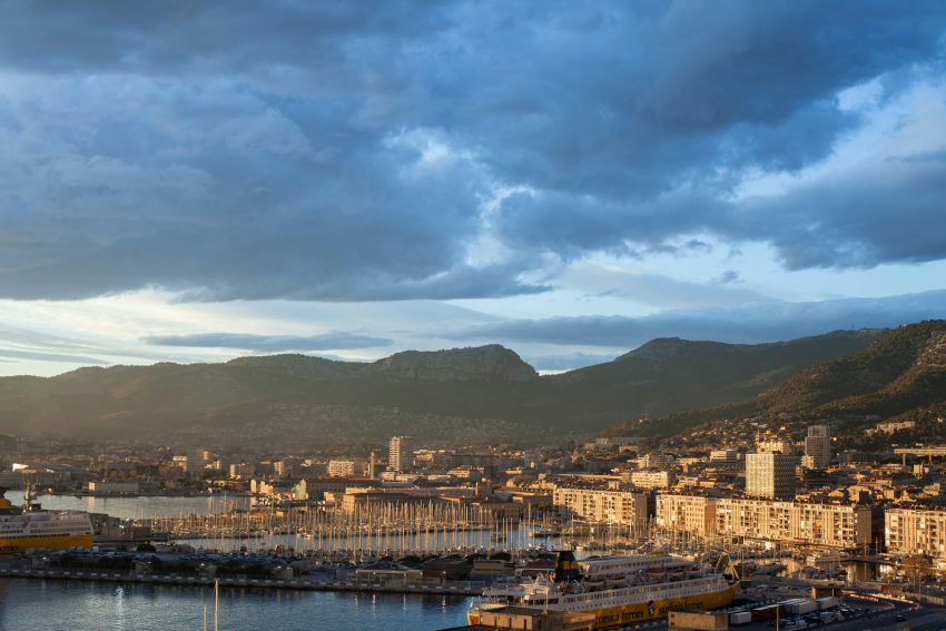 Self-Guided Walking Tour of Toulon