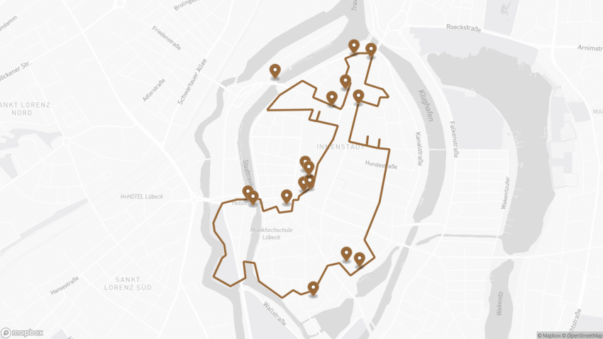 Map of the Self-Guided Walking Tour of Lübeck, Germany walking route with 16 stops in Lübeck.