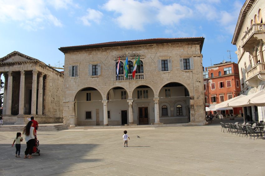 Forum Square and Communal Palace